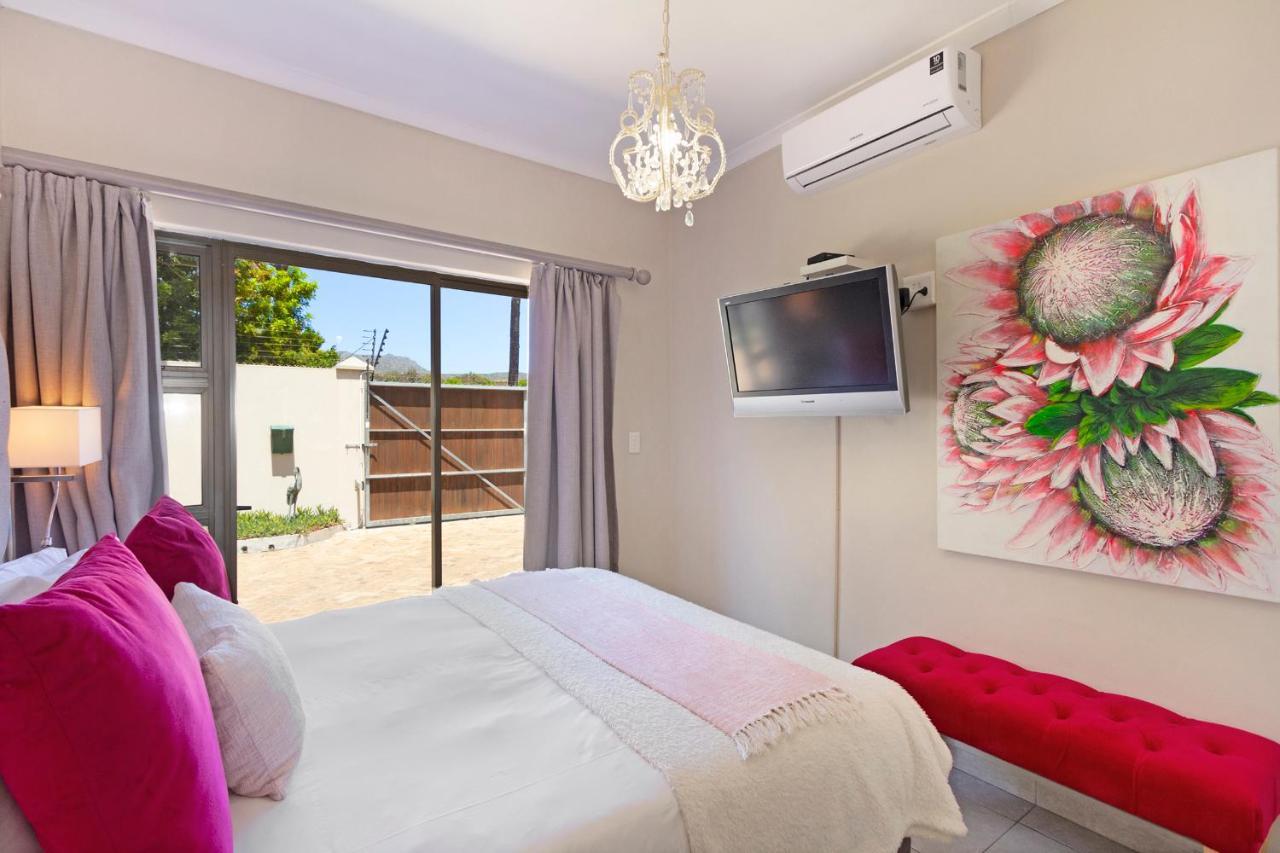 2 On Lismore Guesthouse Tokai Exterior photo
