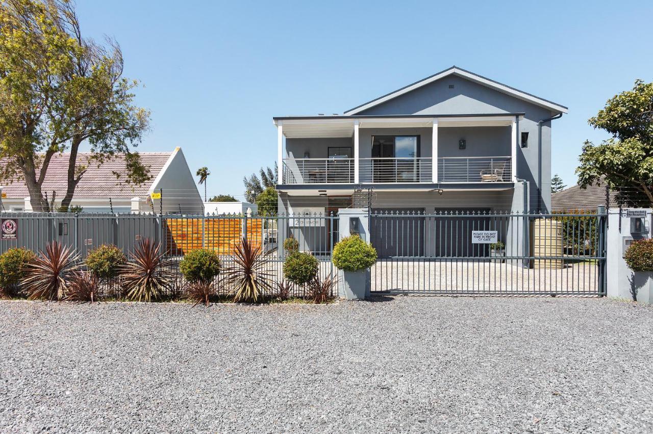 2 On Lismore Guesthouse Tokai Exterior photo