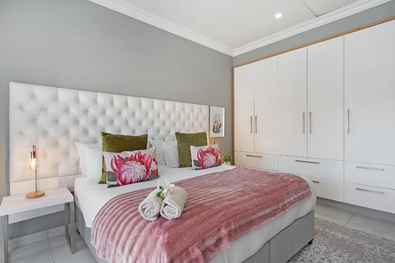 2 On Lismore Guesthouse Tokai Exterior photo